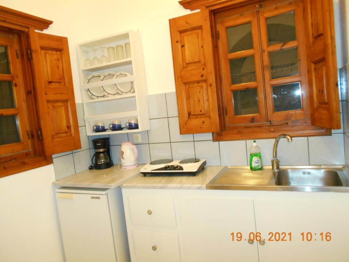 Sapsila Patmos Mathios Studios- Apartments מראה חיצוני תמונה