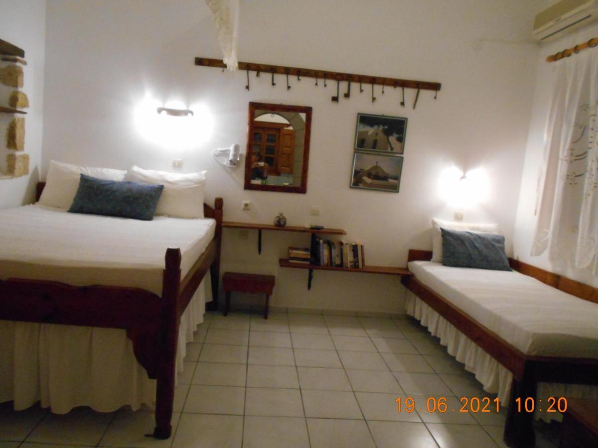 Sapsila Patmos Mathios Studios- Apartments מראה חיצוני תמונה