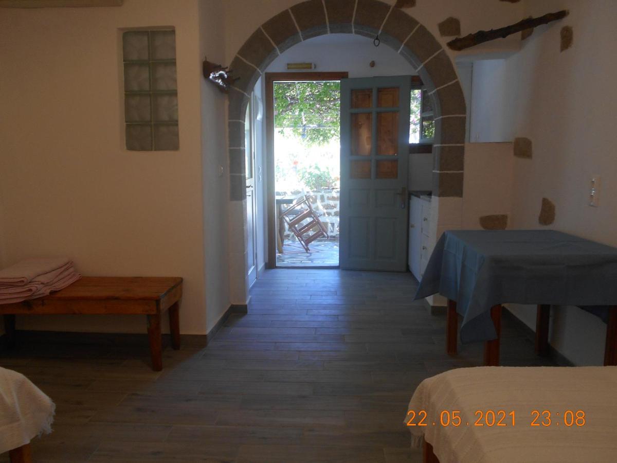 Sapsila Patmos Mathios Studios- Apartments מראה חיצוני תמונה
