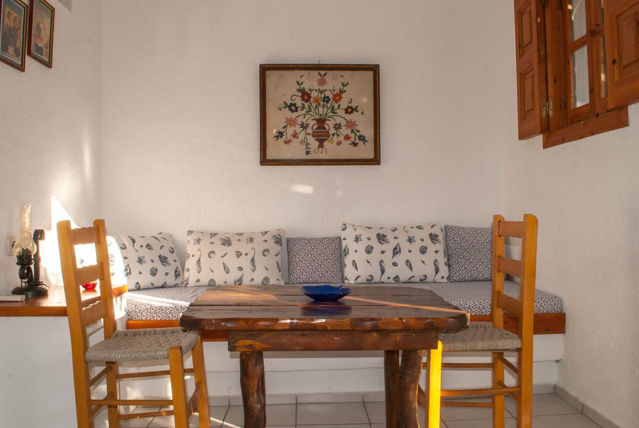 Sapsila Patmos Mathios Studios- Apartments מראה חיצוני תמונה