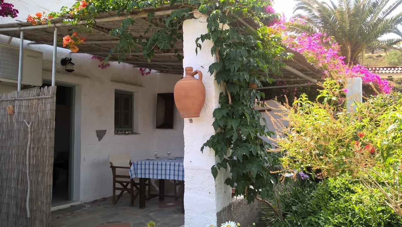 Sapsila Patmos Mathios Studios- Apartments מראה חיצוני תמונה